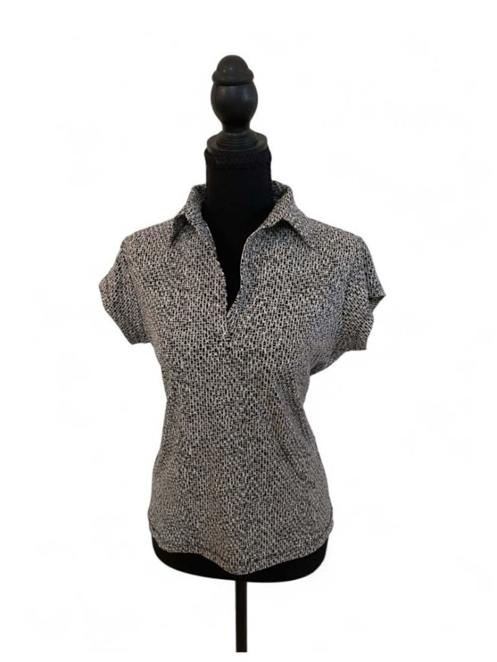 Express Y2K Polo Short Sleeve Top Wrinkle Free Classic Capsule Wardrobe Shirt, L